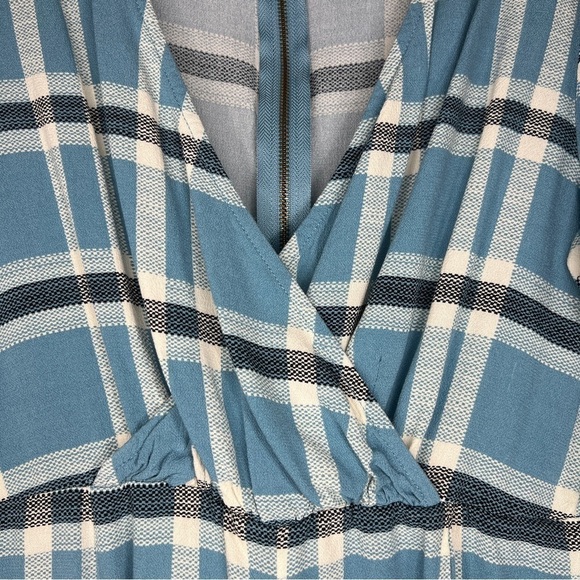 MEDIUM WILD FABLE BLUE PLAID JUMPSUIT SHORT SLEEVE ELASTIC WAIST  PREPPY CASUAL - Picture 3 of 10